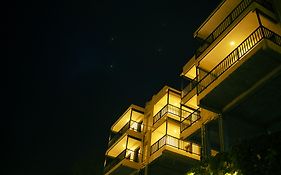 Dolphin Nose Retreat